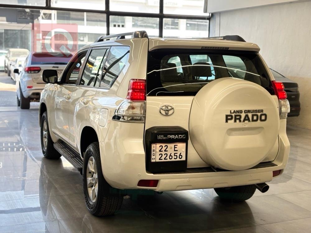 تۆیۆتا لاندكروزر پرادۆ